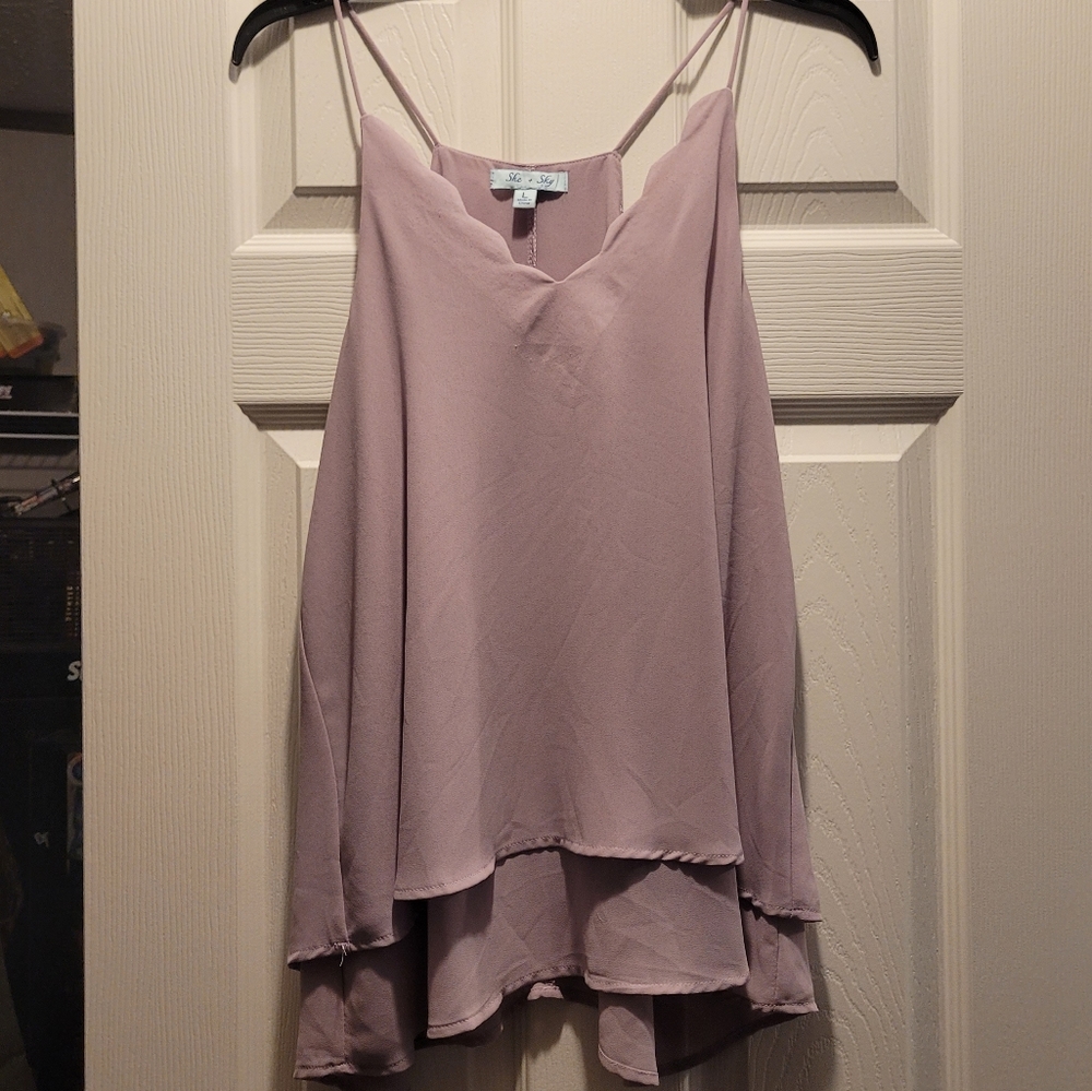 Women's Large Sleeveless Shirt - Lavender